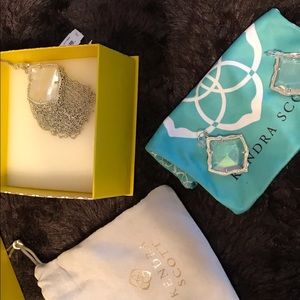 Kendra Scott Set